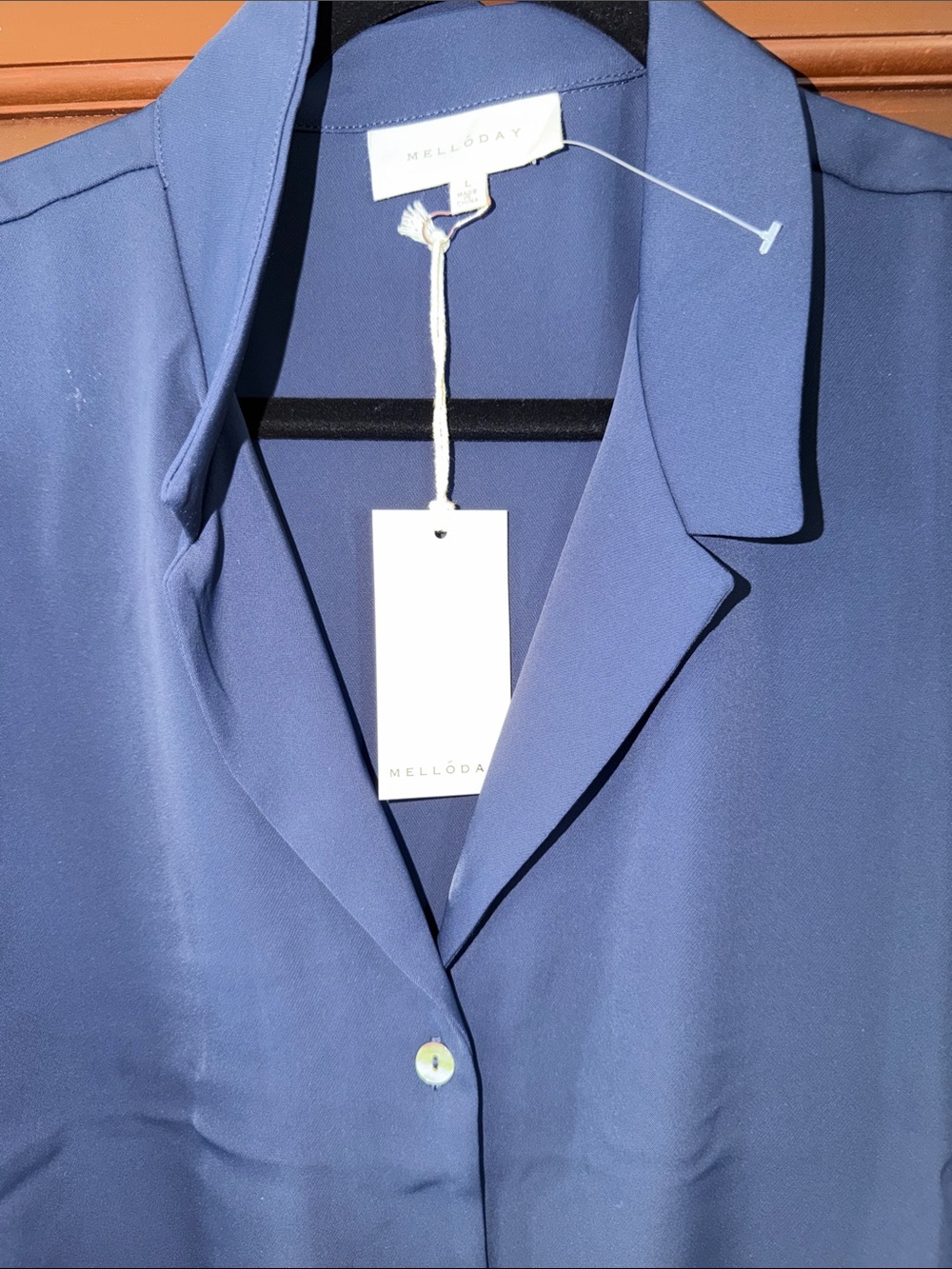 MELLODAY Navy Sleeveless Button-Front Tie-Hem Top - Picture 2 of 5